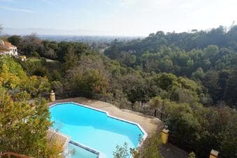 Big Master Bedroom in Large Shared Mansion w/ Hot Tub / Pool! 1