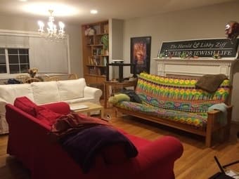Rooms available in Palo Alto 5BR: $1060/$1390, June/July start date 1