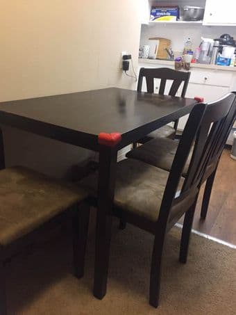 Metropolitan 5-piece dining set 1