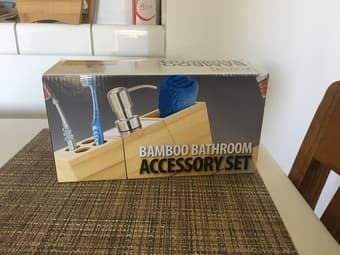 NEW Bamboo bathroom accessory set 2