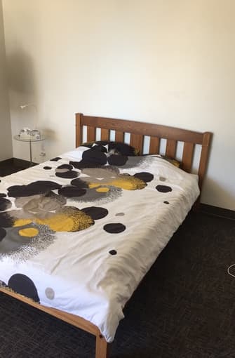 Charming/Sunny/1-Bedroom/Balcony overlooking park 3