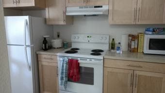 Room in Escondido South lowrise (town-house) from July 8th - Sept 8th 2