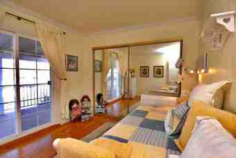 Lovely Bedroom in Large Shared House w/ Huge Backyard, Near SFO! 2