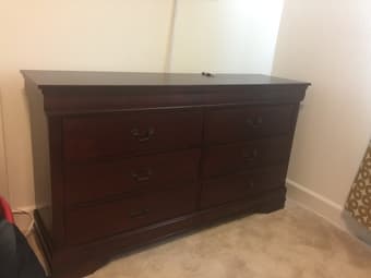 Like new - Costco 5 piece King Bedroom Set - Moving Sale 3