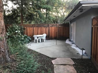 Furnished Studio Cottage in Menlo Park Available 5/31-6/15/2017 3