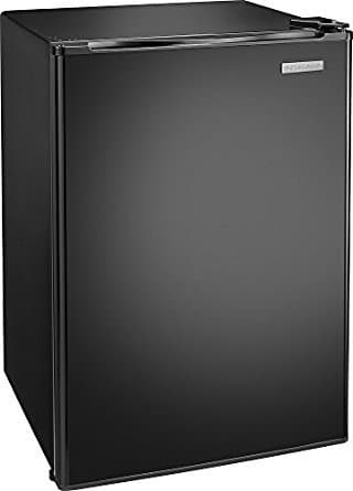 selling insignia mini fridge! like NEW 1