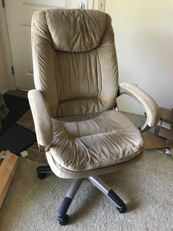 Desk chair - super comfy - must go by 6/1 1