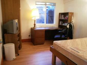 $950 Furnished room in Palo Alto house for rent from 06/23/2017 3
