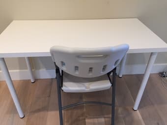 Table and chair 3