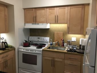 Beautiful Newly Renovated Rains Apartment, 1126/Month! 3