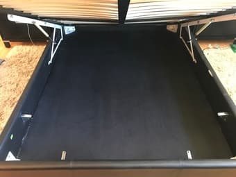 Modern Leather Black Storage Queen Bed with Hydraulic Lift 3