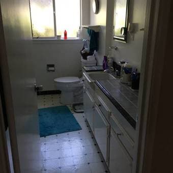 Furnished room available in spacious 2BR/1BA home in Menlo Park 3