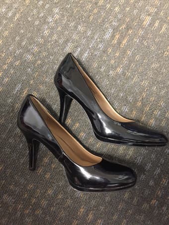 Black Merona Heels (Size 8) like NEW 1