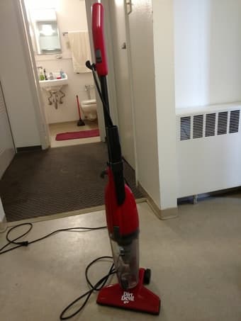 Vacuum cleaner 1