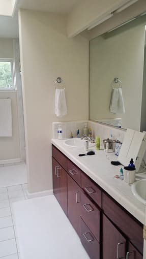 1br  - Private bedroom with private entrance 3