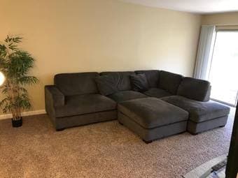 1BR with private BA in Menlo Park and designated parking spot 2