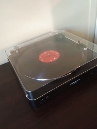 Audio Technica AT-LP60BK 1