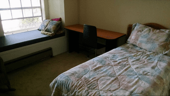 1 BR for rent in a 2BR/2Bath condo near Stanford 3