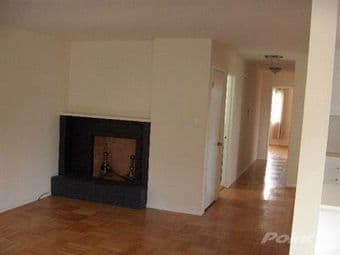 Master bedroom available in San Francisco 4BR house (Bernal Heights) 3