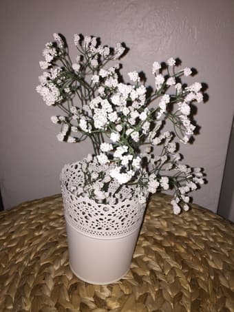publication decorative vases with flower arrangements 1