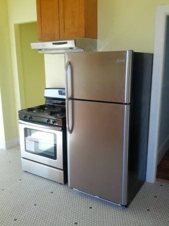 Top Floor 4 bed 2.5 bath, great location, sweet view! (Mission SF) 2