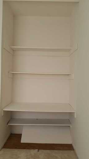 Bedroom in Mountain View townhouse available Jul 1st, 1 year lease 3
