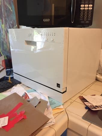 Portable dishwasher SPT SD-2201W works like a dream 1