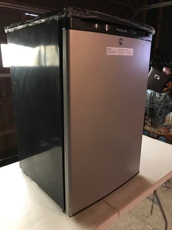 Mini Fridge 2