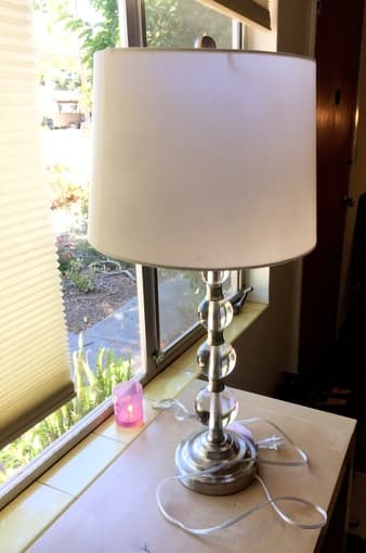 Nice White Lamp with Bulb 1
