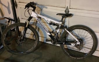 Women's full-suspension mountain bike for sale 1