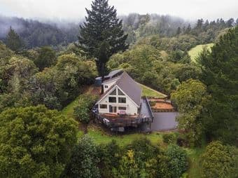 Bedroom/bath in Gorgeous Ridgetop home 1