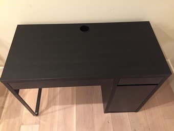 Desk and chair 2