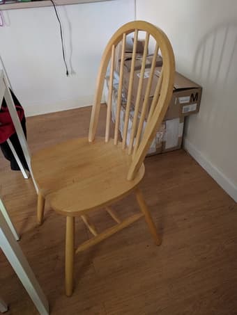 Moving Out Sale (Lamps, Chair, etc) 3