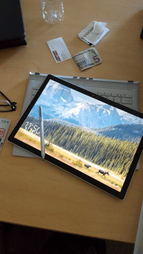 Microsoft Surface Book (128 GB, 8 GB RAM, Intel Core i5) 2