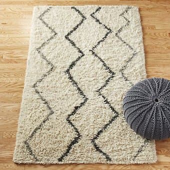 CB2 beni neutral rug 5' x 8' <1yr old 1