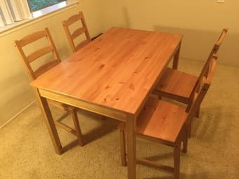 Table and 4 chairs for sale 2
