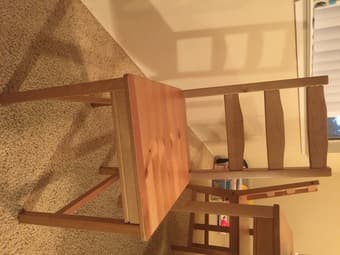 Table and 4 chairs for sale 3