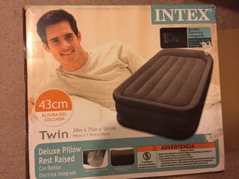 Intex Pillow Rest Raised Twin Airbed with Built-in Electric Pump 1