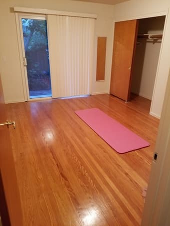 [Female Only] 1br in 2br/1ba apartment in Menlo Park near caltrain 1