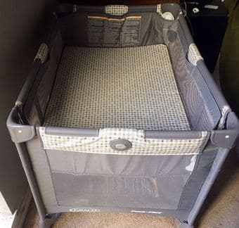 GRACO PLAYYARD WITH EXTRA PAD FOR SALE 2