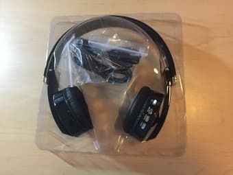 Brookstone Rhapsody Bluetooth Headphone 1