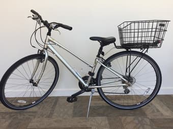 Marin Kentfield CS2 - Women's 3X8 speed bike in very good condition 2