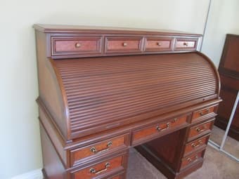 $80 for Victoria roll top desk 3
