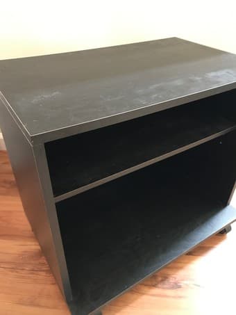 [Giving away for free] TV Stand 1