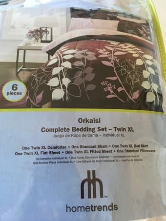 Twin XL set (sheets, comforter, pillow cases, bed skirt) 2