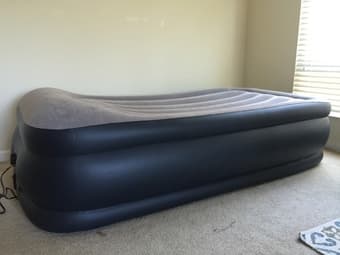 FINAL SALE! Inflatable bed with built in electric pump (new very clean 2