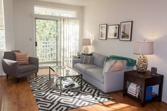 Seeking roommate to share beautiful 2 BR / 2 BA condo in Mountain View 1