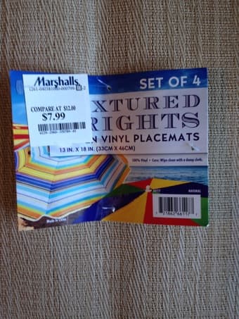 Formal dining cloth napkins & mats 3
