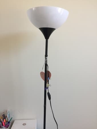Move out for sale:  floor lamp+ 2 desk lamp 4