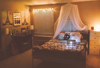 SUPER SPACIOUS (+walk in closet) private loft for RENT 1